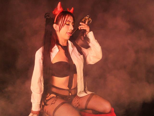 AdrianaLorens - Live sexe cam - 18264598
