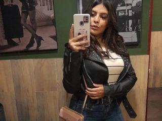 SunnyLove69 - Live sexe cam - 18265134