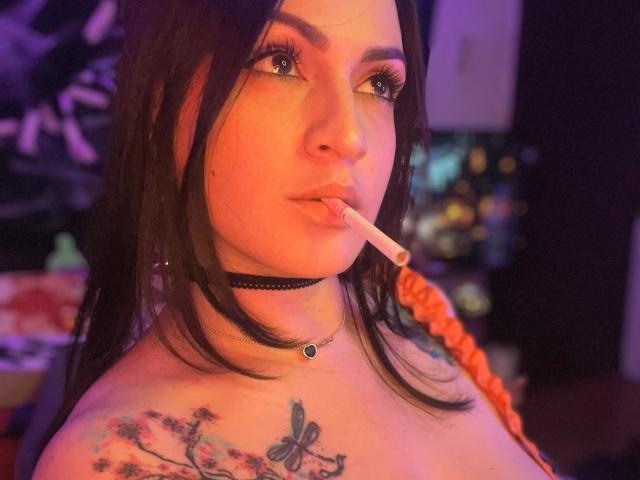 ElinaJhonson - Live Sex Cam - 18265650