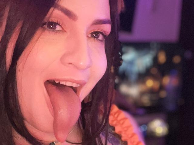 ElinaJhonson - Live sex cam - 18265698