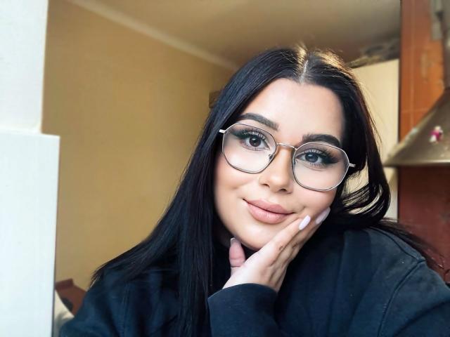 NicoleGlam - Live sexe cam - 18271350