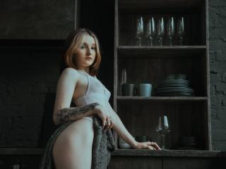 shiscaed - Live sex cam - 18277202