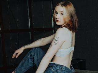 shiscaed - Live sex cam - 18277310