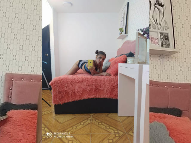 KellyGrace - Live porn &amp; sex cam - 18278514