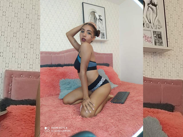 KellyGrace - Live porn &amp; sex cam - 18278546