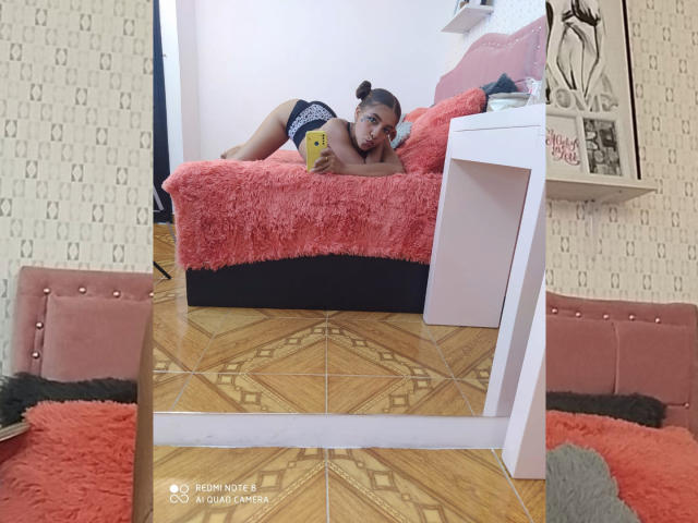 KellyGrace - Live porn &amp; sex cam - 18278570