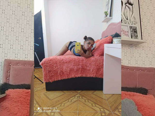 KellyGrace - Live porn &amp; sex cam - 18278598