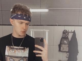 ArturchikSlise - Sexe cam en vivo - 18279878