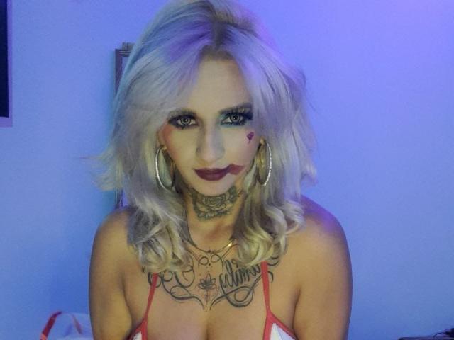 AliceeSmith - Live sex cam - 18295498
