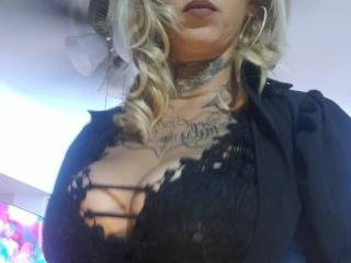 AliceeSmith - Live sex cam - 18295614