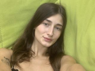 MoonLiza - Live sex cam - 18296386