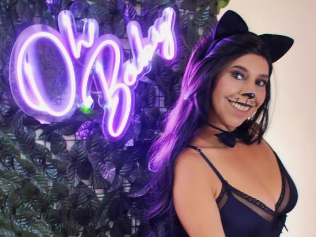KatrynKalo - Live sex cam - 18296574