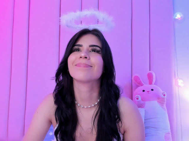 KeriAnn - Live sex cam - 18300390