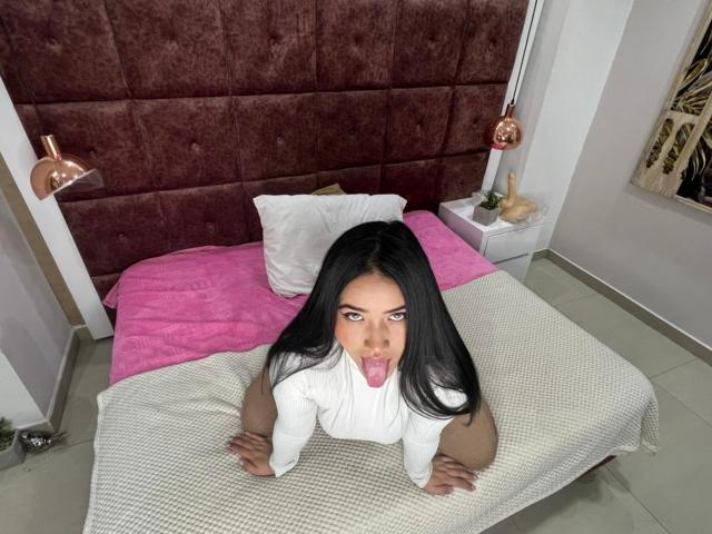 VeronicaWins - Live sex cam - 18301026