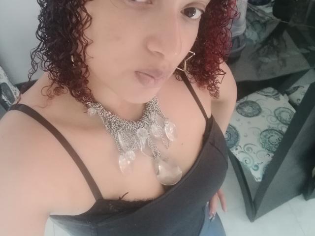 VioletaSwitch - Live porn &amp; sex cam - 18302334