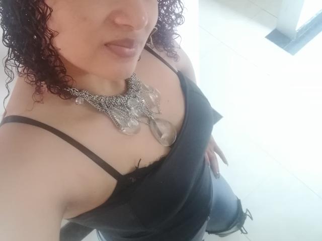 VioletaSwitch - Live sex cam - 18302342