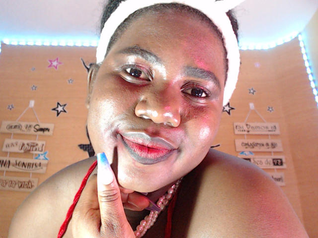 Dilay - Élő pornó és szexkamera - 18303222