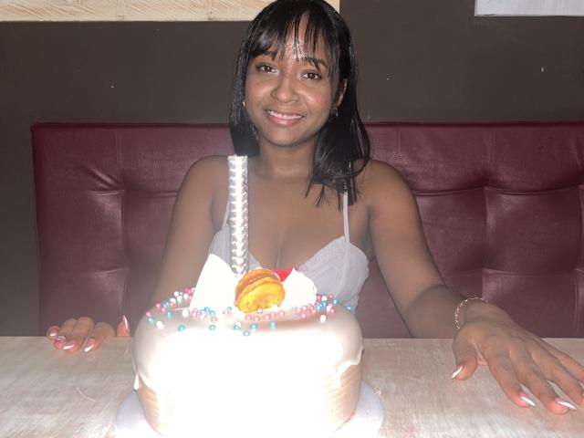 MelanyScoth - Live porn &amp; sex cam - 18307762