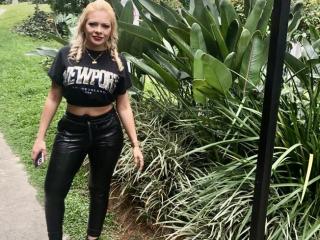 CharlotteRouse - Live sex cam - 18310678