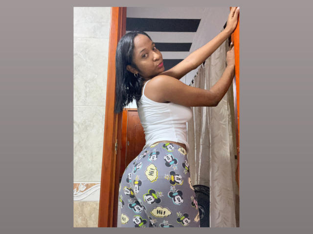 MelanyScoth - Sexe cam en vivo - 18312430