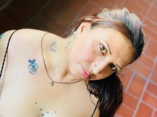 LadyBigBoobsTatto - Live porn &amp; sex cam - 18318522