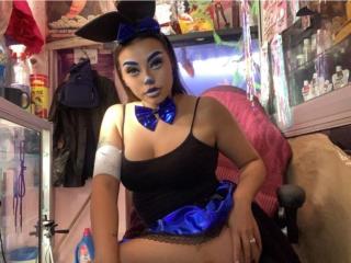 HotAndrea69 - Live sexe cam - 18319310