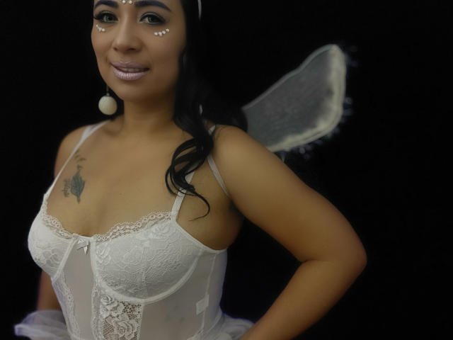Karimelee - Live porn &amp; sex cam - 18321458