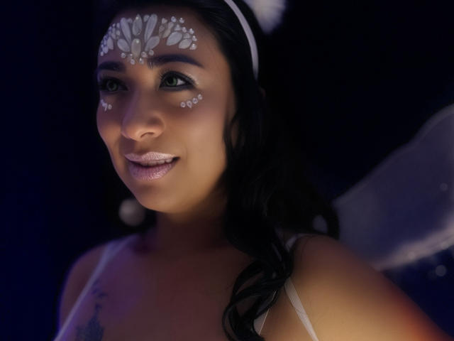 Karimelee - Live sex cam - 18321466