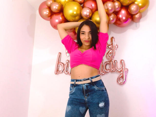 SarahyJhones - Sexe cam en vivo - 18333082