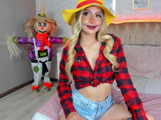 SkyRose - Live sexe cam - 18339434