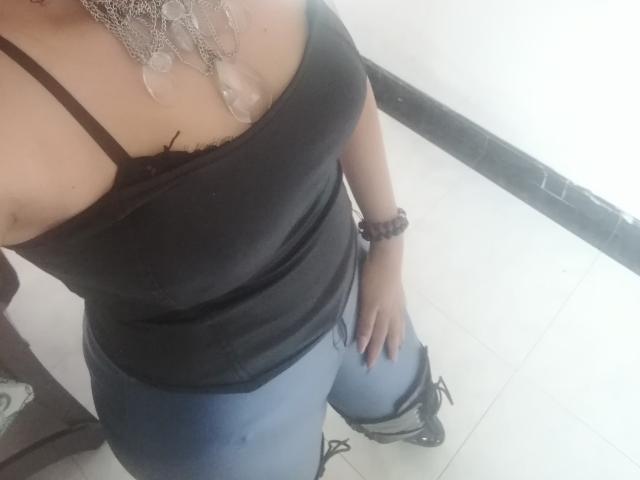 VioletaSwitch - Live sex cam - 18342434