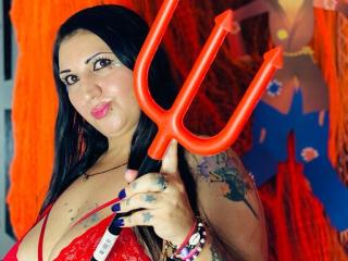 LadyBigBoobsTatto - Sexe cam en vivo - 18347638