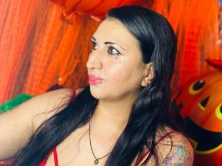 LadyBigBoobsTatto - Live porn &amp; sex cam - 18347662