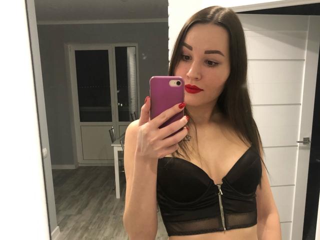 SophiaBrown - Live sex cam - 18348014