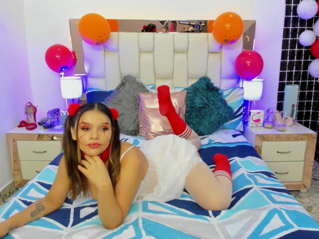 ValerieStone - Sexe cam en vivo - 18352570