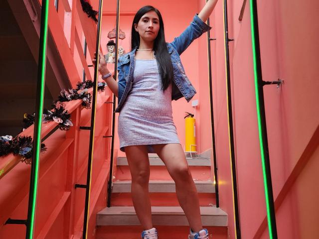 JainaRogers - Live sex cam - 18352894