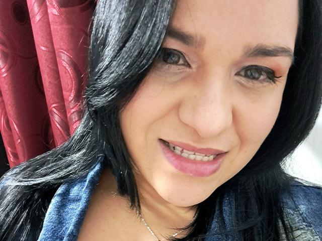 VivianaThomson - Live sex cam - 18365622