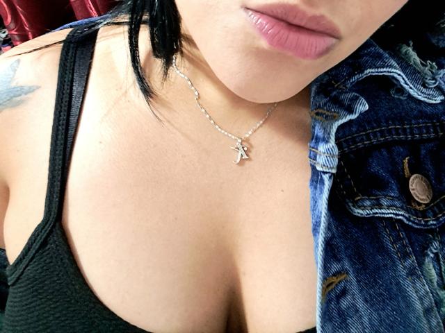 VivianaThomson - Live porn &amp; sex cam - 18365722
