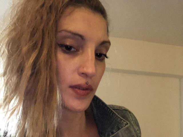 CanariaHot69 - Sexe cam en vivo - 18366330