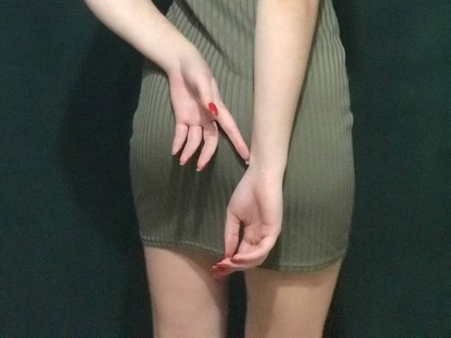 Fellinia - Live porn &amp; sex cam - 18371202