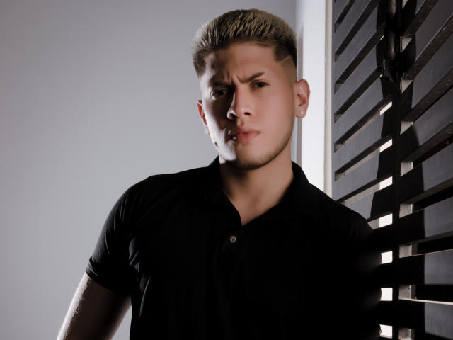 SebastiianMaxime - Live sex cam - 18375378