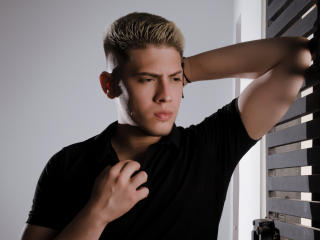 SebastiianMaxime - Live sex cam - 18375390