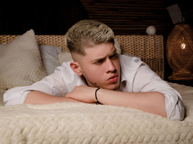 SebastiianMaxime - Live sex cam - 18375490