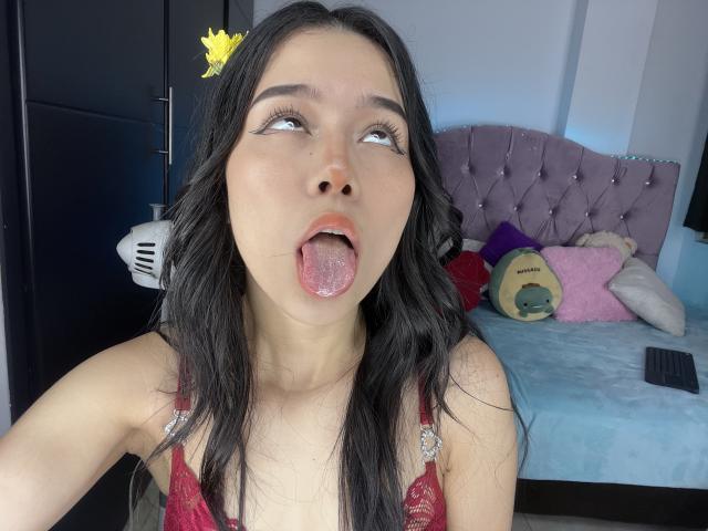 DeisyWest - Live porn &amp; sex cam - 18376802