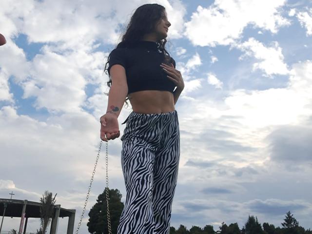 TammyDeluxe - Live Sex Cam - 18379998