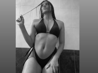 AbbyKey - Live sex cam - 18384782