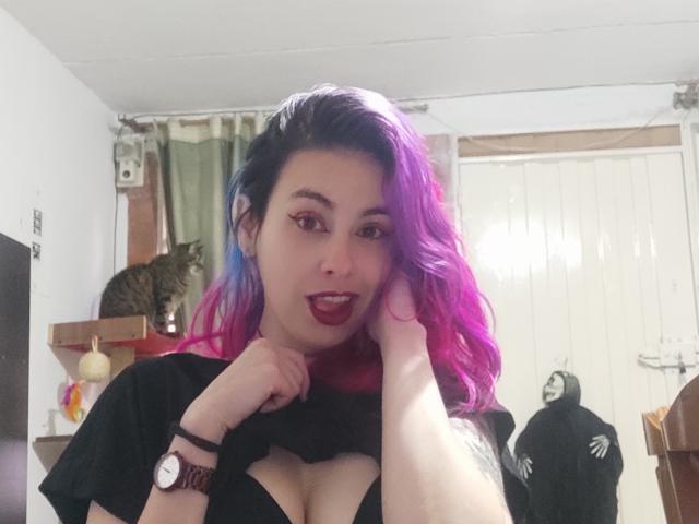 NatashaLau - Live sex cam - 18385322