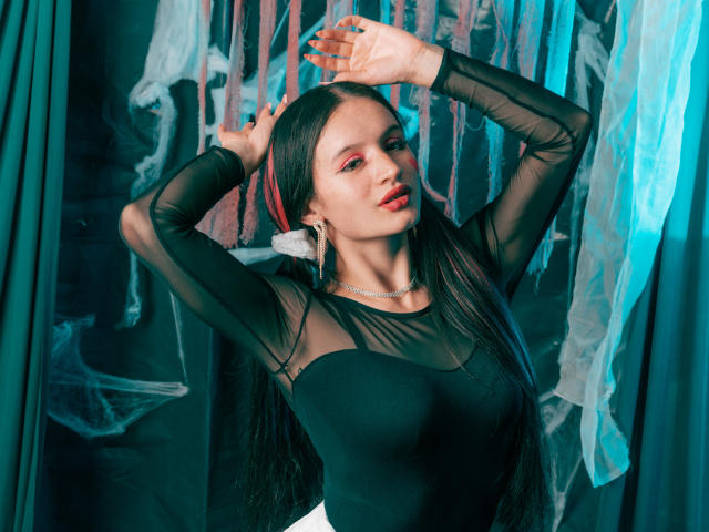 AdelaineBest - Live sexe cam - 18385450