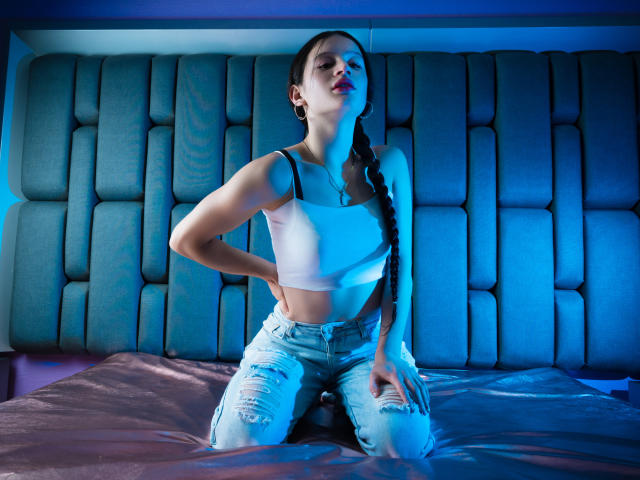 AdelaineBest - Sexe cam en vivo - 18385482