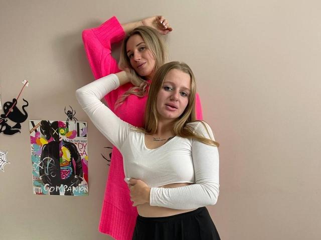 SweetyMadames - Live Sex Cam - 18386402